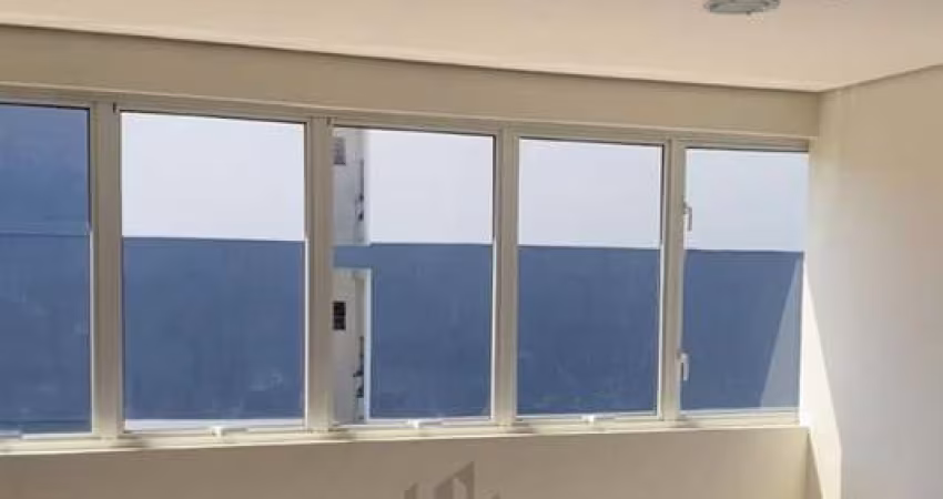 Sala comercial com 1 sala à venda na Rua Washington Luiz, 1010, Centro Histórico, Porto Alegre