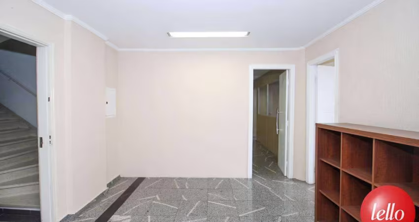 Sala comercial com 4 salas para alugar na Praça Doutor João Mendes, --, Centro, São Paulo