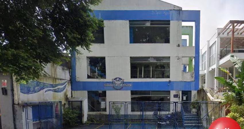 Prédio para alugar na Rua Mourato Coelho, --, Pinheiros, São Paulo