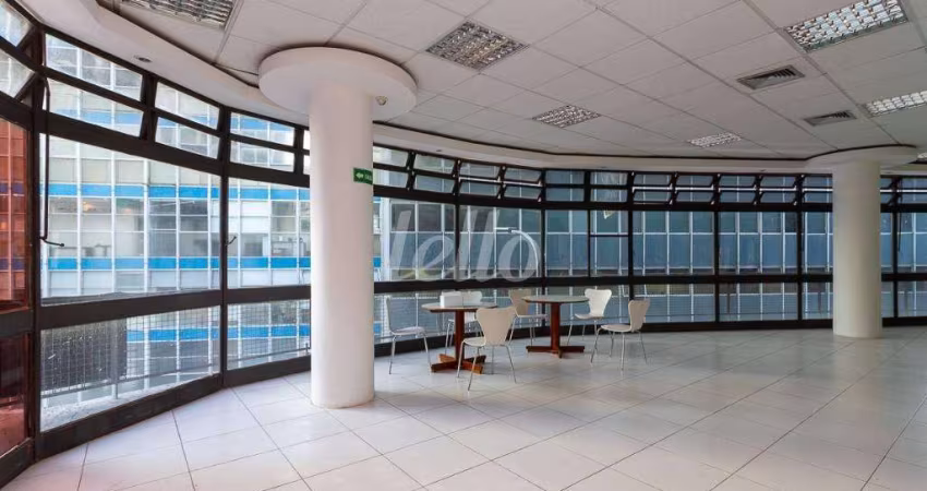 Sala comercial com 6 salas para alugar na Avenida Ipiranga, --, República, São Paulo