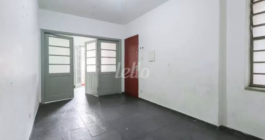 Apartamento com 2 quartos para alugar na Rua Monsenhor Andrade, --, Brás, São Paulo