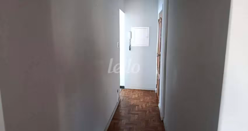 Apartamento com 2 quartos para alugar na Rua Guaimbé, --, Mooca, São Paulo