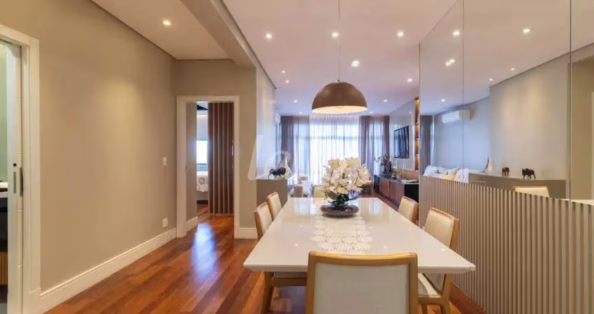 Apartamento com 3 quartos para alugar na Avenida Paes de Barros, --, Mooca, São Paulo