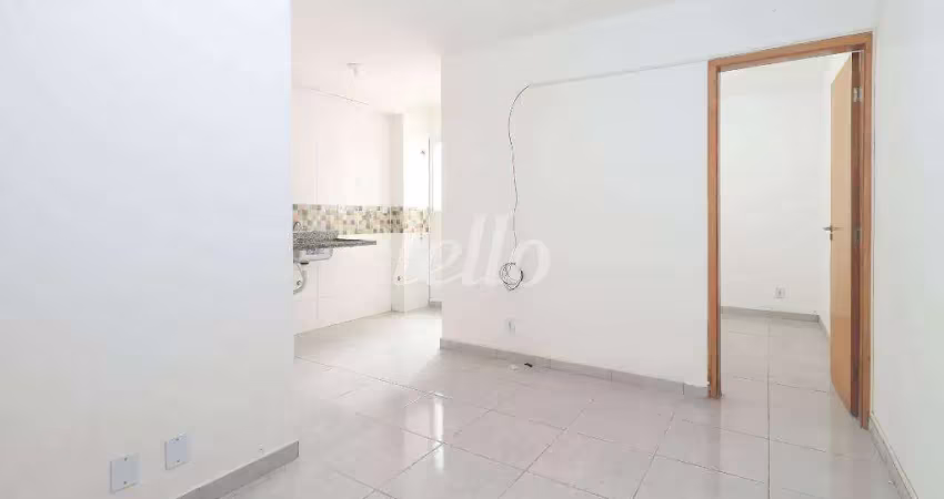 Apartamento com 2 quartos para alugar na Rua Caetano Pinto, --, Brás, São Paulo