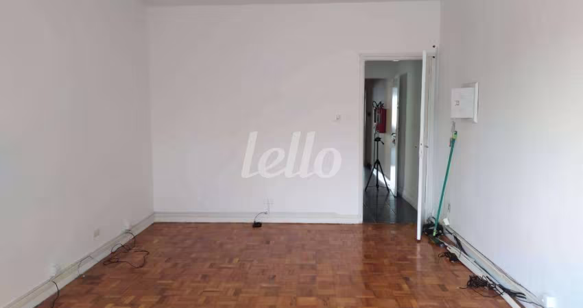 Sala comercial com 2 salas para alugar na Rua Azevedo Soares, --, Vila Gomes Cardim, São Paulo