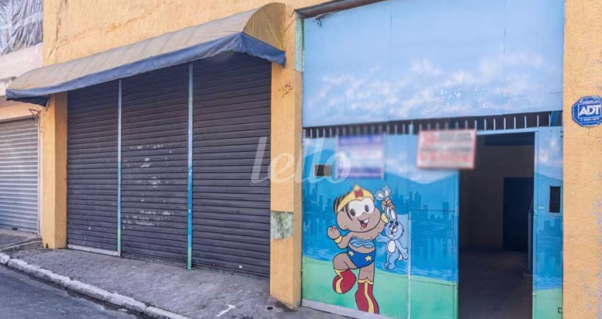 Casa comercial com 4 salas para alugar na Rua Aquirás, --, Vila Granada, São Paulo