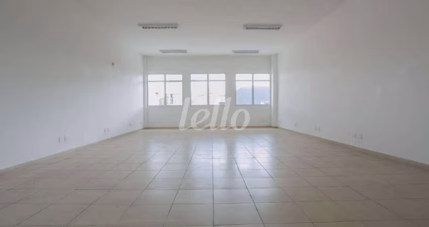 Prédio com 2 salas para alugar na Avenida Conselheiro Carrão, --, Vila Carrão, São Paulo