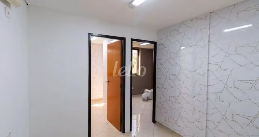 Sala comercial com 2 salas para alugar na Rua Serra de Bragança, --, Vila Gomes Cardim, São Paulo