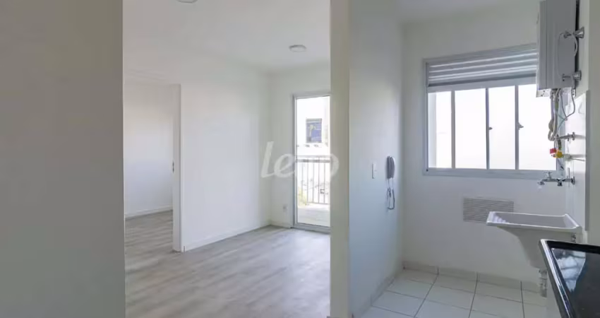 Apartamento com 2 quartos para alugar na Avenida Santa Marina, --, Água Branca, São Paulo