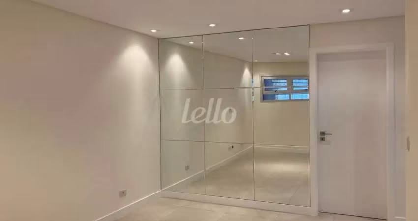 Apartamento com 2 quartos para alugar na Rua Copacabana, --, Chora Menino, São Paulo