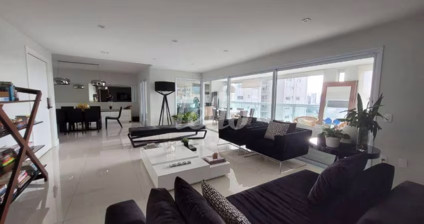 Apartamento com 3 quartos para alugar na Rua Pablo Picasso, --, Água Branca, São Paulo