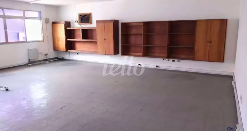 Ponto comercial com 1 sala para alugar na Avenida Água Fria, --, Água Fria, São Paulo