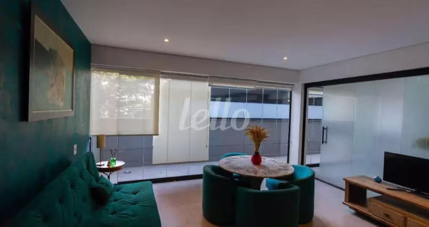 Flat com 2 quartos para alugar na Rua Capote Valente, --, Pinheiros, São Paulo