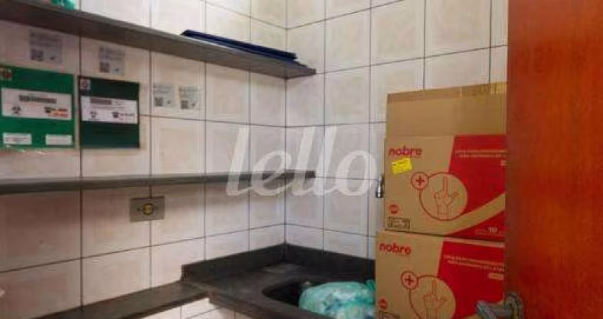 Casa comercial para alugar na Avenida Professor Alfonso Bovero, --, Pompéia, São Paulo