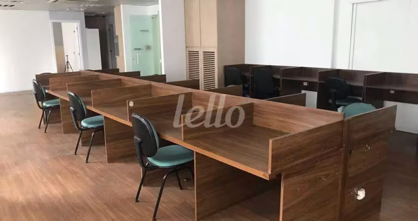 Sala comercial com 2 salas para alugar na Rua da Consolação, --, República, São Paulo