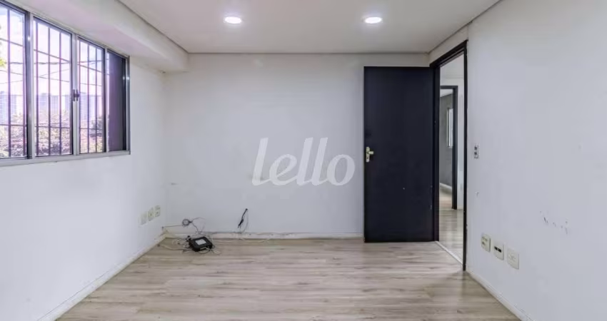 Casa comercial com 5 salas para alugar na Rua John Harrison, --, Lapa, São Paulo