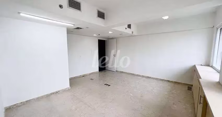 Sala comercial com 1 sala para alugar na Rua Maestro Cardim, --, Bela Vista, São Paulo