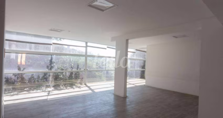 Sala comercial com 1 sala para alugar na Rua Heitor Penteado, --, Sumarezinho, São Paulo