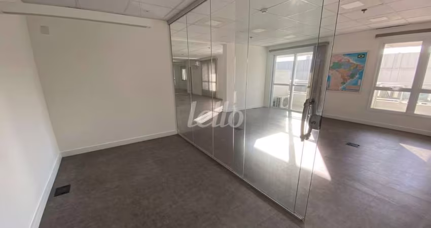 Sala comercial com 4 salas para alugar na Rua Doutor Alfredo de Castro, --, Barra Funda, São Paulo