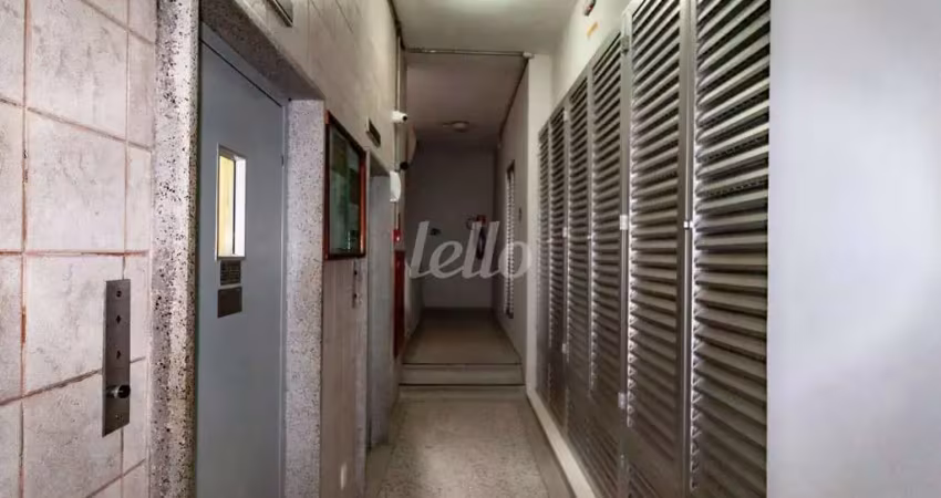 Apartamento para alugar na Rua Frei Caneca, --, Consolação, São Paulo
