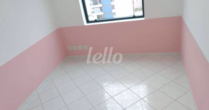 Sala comercial com 1 sala para alugar na Rua Comendador Miguel Calfat, --, Itaim Bibi, São Paulo