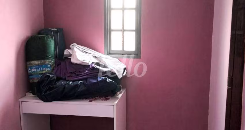 Casa comercial com 5 salas para alugar na Rua Pérsia, --, Vila Francisco Matarazzo, Santo André