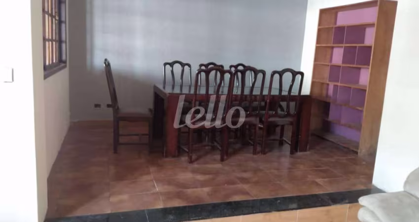 Casa com 3 quartos para alugar na Rua Araldo Armani, --, Vila São Silvério, São Bernardo do Campo