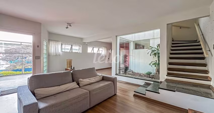 Casa comercial com 1 sala para alugar na Rua Laura, --, Jardim Bela Vista, Santo André