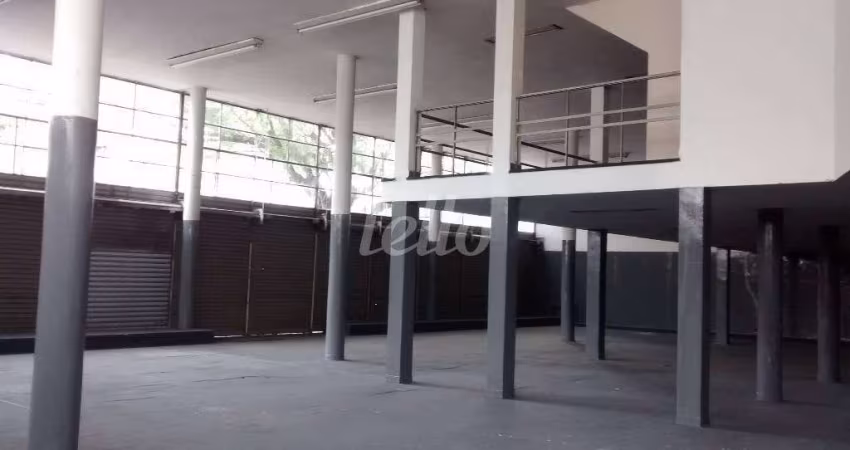 Prédio com 9 salas para alugar na Rua Perrella, --, Fundação, São Caetano do Sul