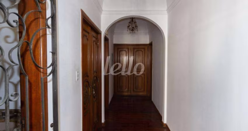 Apartamento com 3 quartos para alugar na Rua Jerônimo da Veiga, --, Jardim Europa, São Paulo