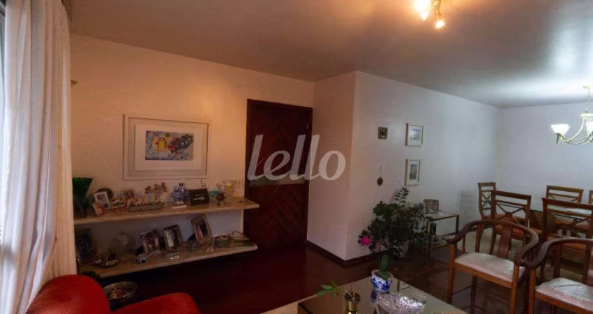 Apartamento com 3 quartos para alugar na Avenida Macuco, --, Indianópolis, São Paulo