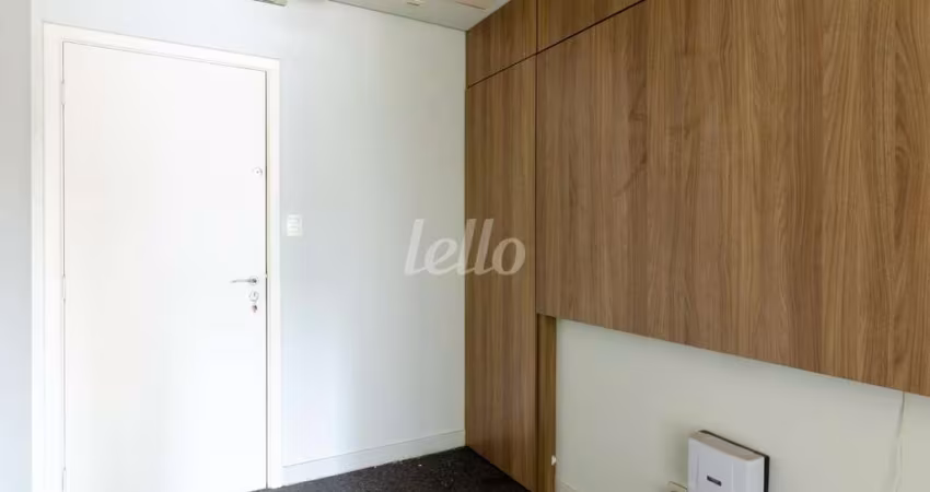 Sala comercial com 1 sala para alugar na Rua Comendador Miguel Calfat, --, Itaim Bibi, São Paulo