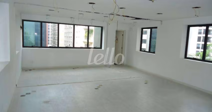 Sala comercial com 2 salas para alugar na Alameda Santos, --, Cerqueira César, São Paulo