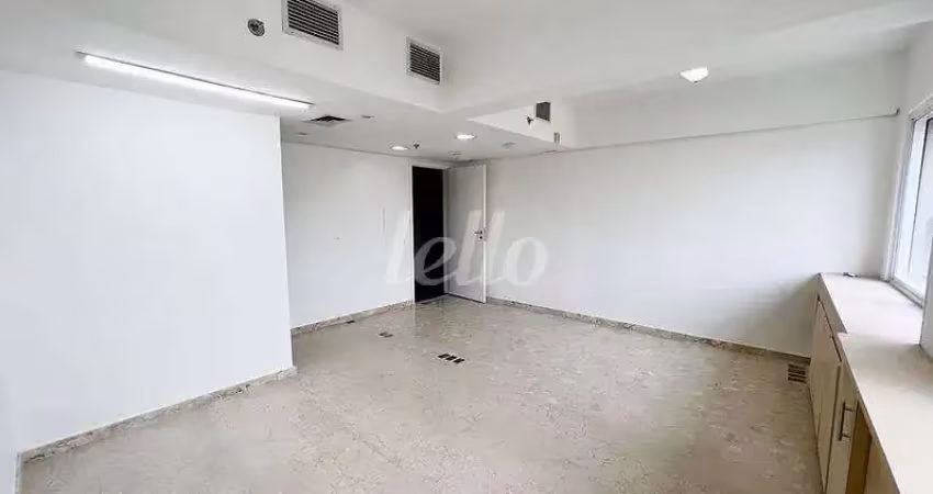 Sala comercial com 1 sala para alugar na Rua Maestro Cardim, --, Bela Vista, São Paulo