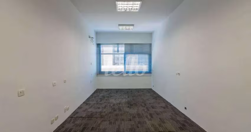 Sala comercial com 1 sala para alugar na Avenida Brigadeiro Faria Lima, --, Jardim Paulistano, São Paulo