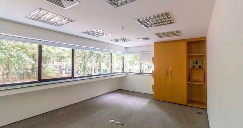 Sala comercial com 7 salas para alugar na Rua Arandu, --, Brooklin Paulista, São Paulo