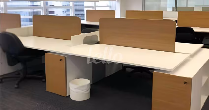 Sala comercial com 5 salas para alugar na Rua Samuel Morse, --, Cidade Monções, São Paulo