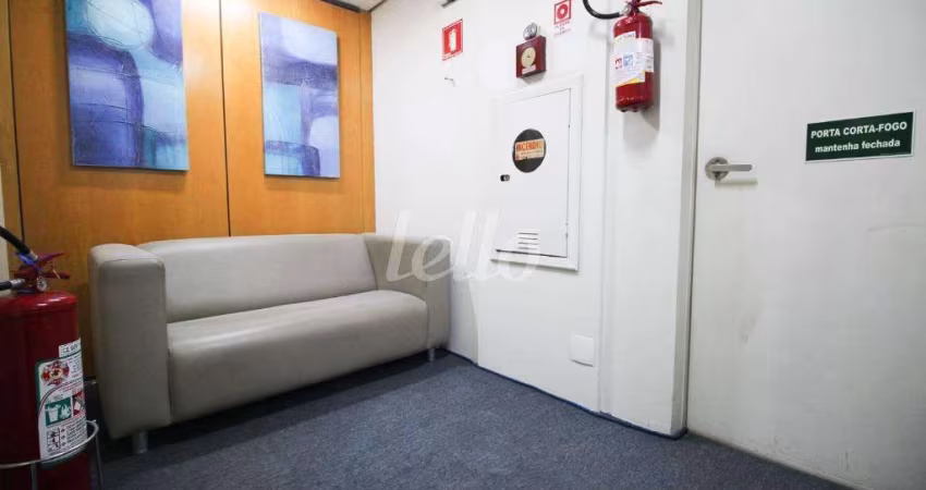 Sala comercial com 6 salas para alugar na Avenida Engenheiro Luiz Carlos Berrini, --, Cidade Monções, São Paulo