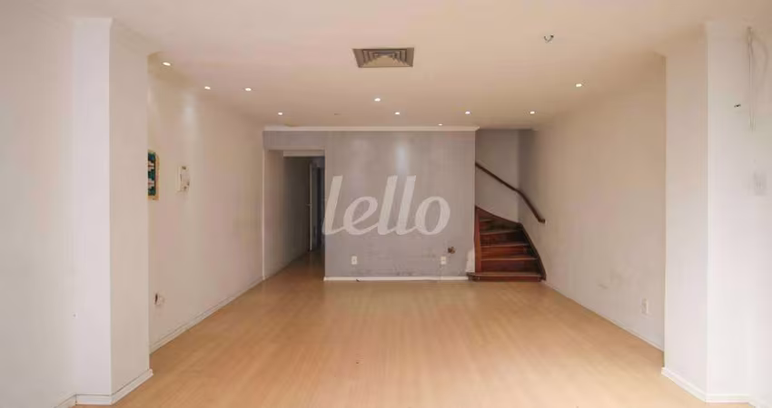 Casa comercial com 4 salas para alugar na Rua dos Otonis, --, Vila Clementino, São Paulo