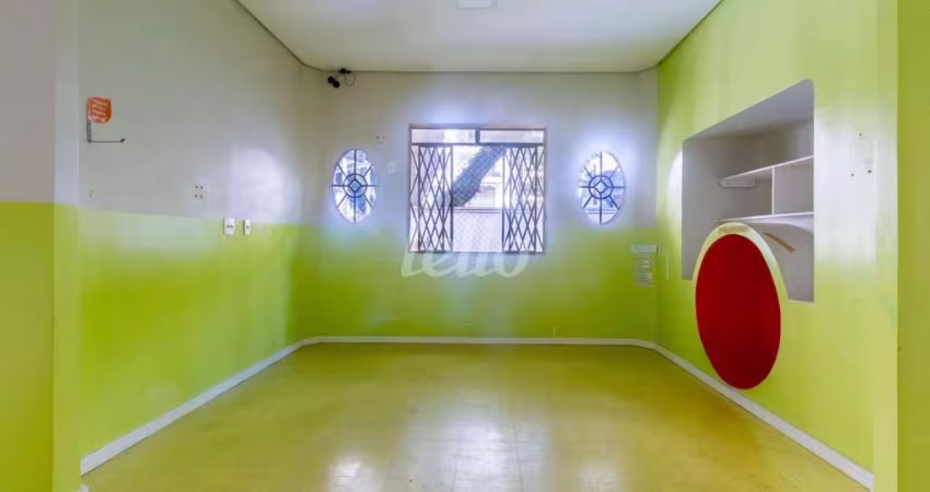 Casa comercial com 1 sala para alugar na Rua Pintassilgo, --, Vila Uberabinha, São Paulo