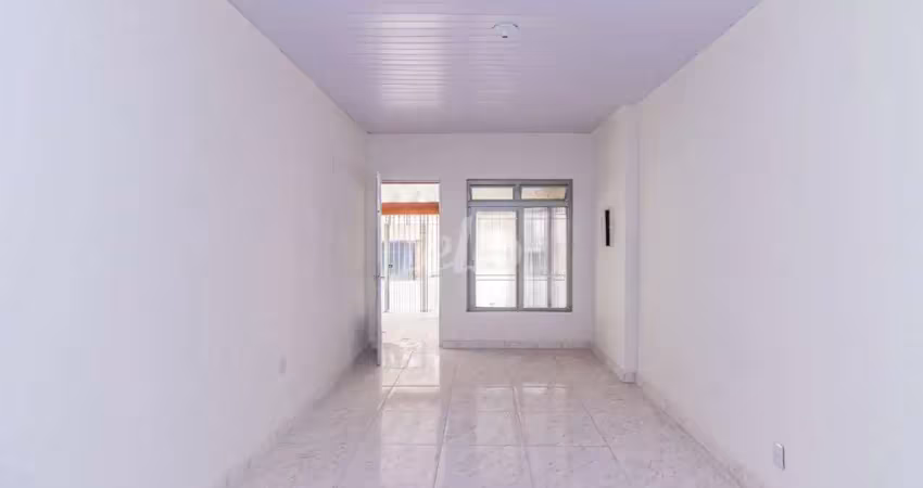 Casa com 3 quartos para alugar na Rua Wilson Pereira de Almeida, --, Parque Jabaquara, São Paulo