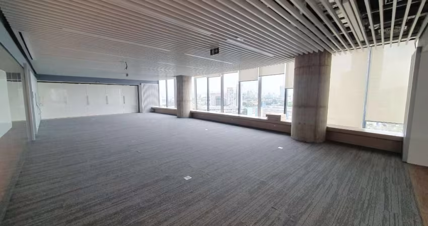 Sala comercial com 2 salas para alugar na Avenida Nicolas Boer, --, Parque Industrial Tomas Edson, São Paulo