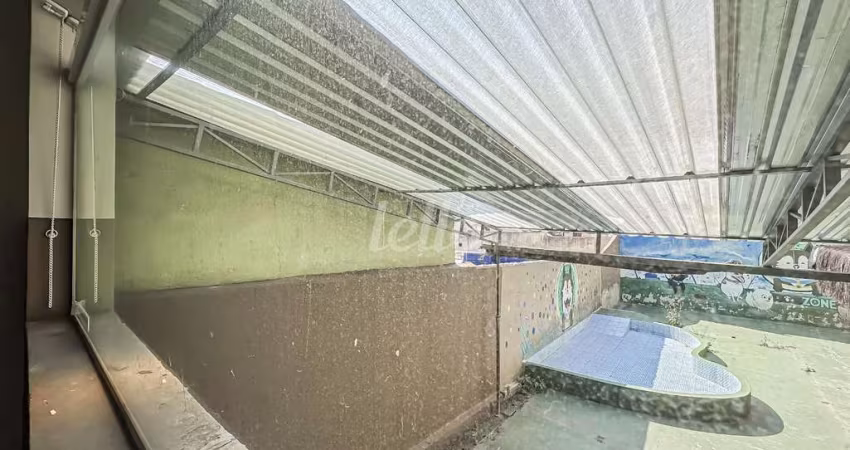 Casa comercial com 7 salas para alugar na Rua das Paineiras, --, Jardim, Santo André
