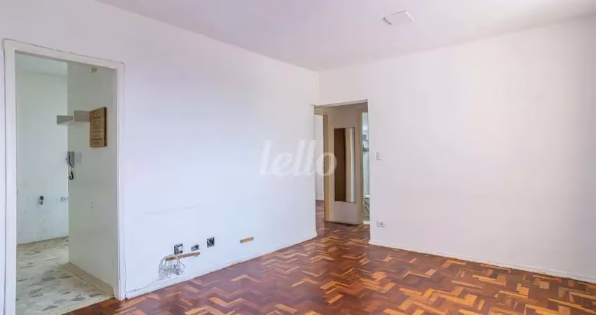 Apartamento com 2 quartos para alugar na Rua Clark, --, Mooca, São Paulo