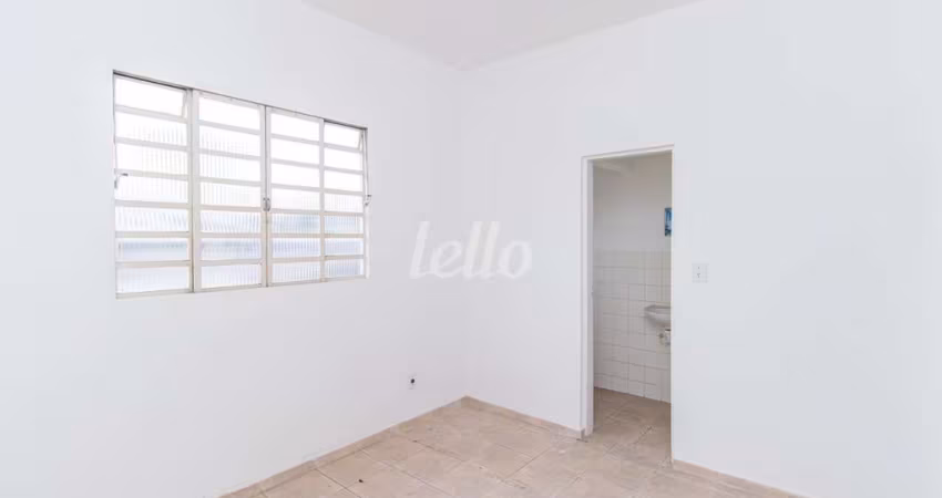 Sala comercial com 2 salas para alugar na Rua Senador Fláquer, --, Centro, Santo André