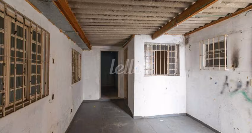 Casa comercial com 4 salas para alugar na Rua Coronel Joaquim Antônio Dias, --, Vila Azevedo, São Paulo