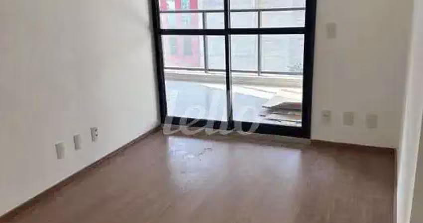 Apartamento com 3 quartos para alugar na Rua Loefgreen, --, Vila Clementino, São Paulo