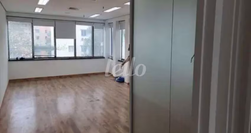 Sala comercial para alugar na Rua Jesuíno Arruda, --, Itaim Bibi, São Paulo