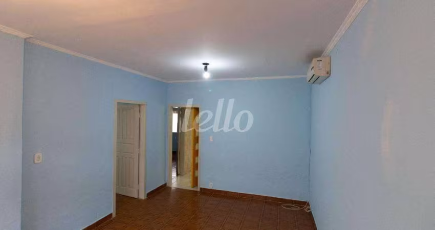 Casa com 2 quartos para alugar na Rua Guaraciaba, --, Chácara Califórnia, São Paulo