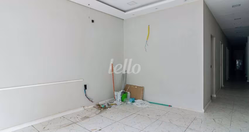 Prédio com 6 salas para alugar na Rua Heitor Penteado, --, Sumarezinho, São Paulo